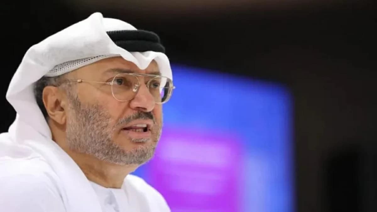 قرقاش يشيد بمنتخب مصر: أداء يبعث على الفخر